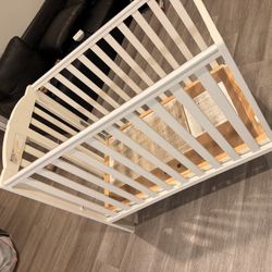 Baby crib