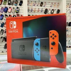 Nintendo Switch Neon