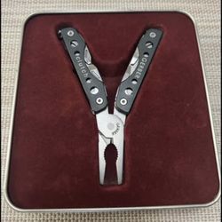 Gerber Clutch Multi-Tool Mini Keychain 
