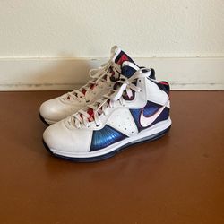 LeBron 8 Veterans Day Size 11