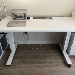 Adjustable Desk / Table 