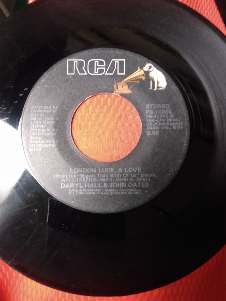 Vintage Hall And Oates Rich Girl 45 Record