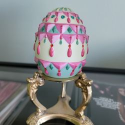 Lenox Beautiful Jeweled Paravaneh Holloway Egg