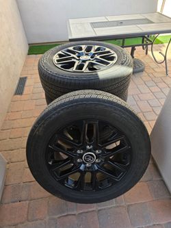 2022+ Toyota Tundra Rims and Tires