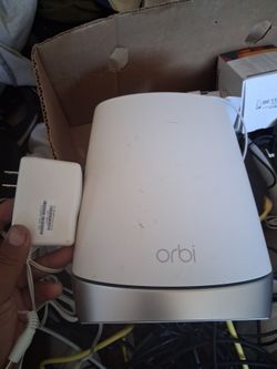 Netgear orbi satellite wifi6 rbs750
