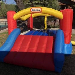 Little Tikes Bounce House