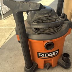 Ridgid  12 gallon vacuum