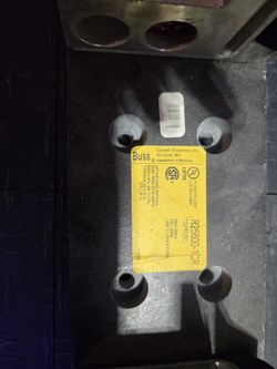 200 Amp Fuse Block