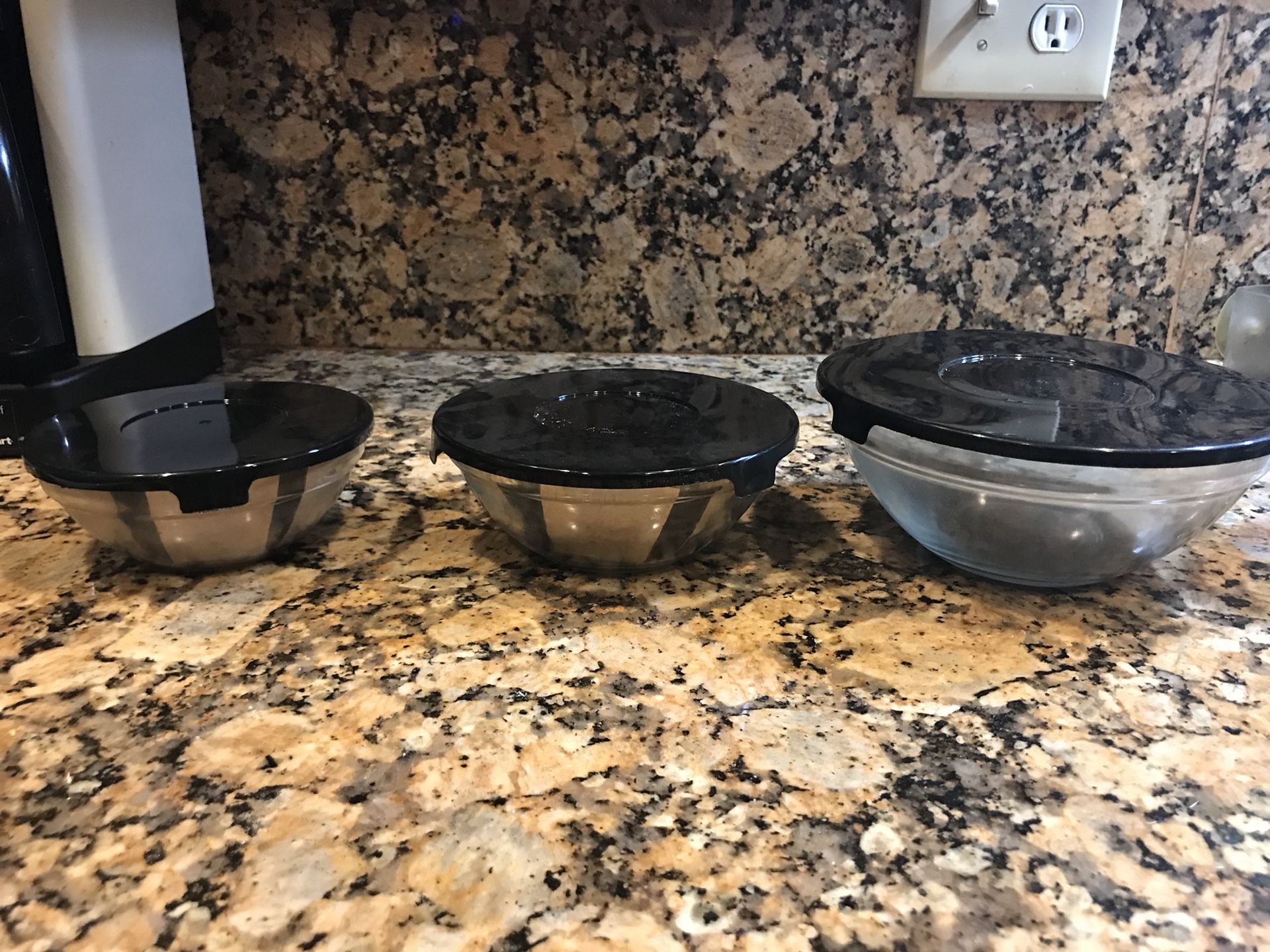 Glassware bowls