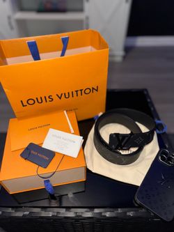 Louis Vuitton Belt (black)