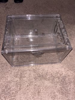 Display clear box