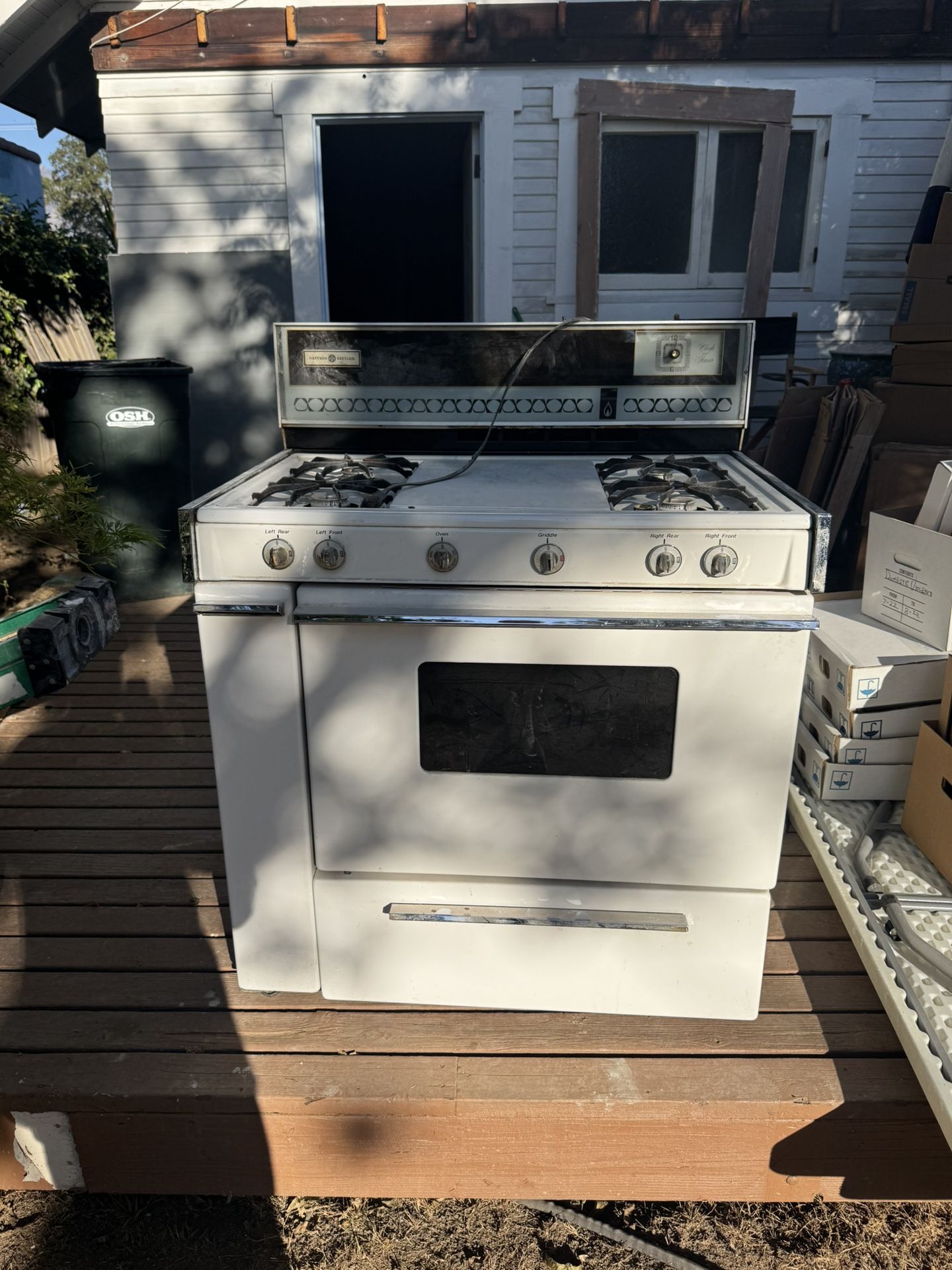 Gaffers & Sattlers Stove