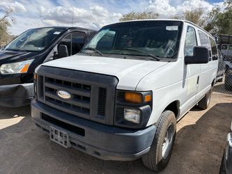 2014 Ford E-350 Super Duty