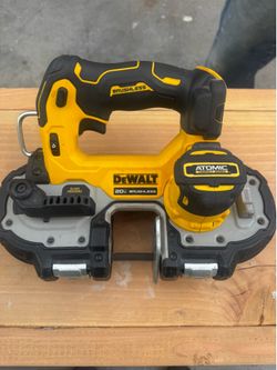 Dewalt 20v max brushless cordless band saw atomic compact series
