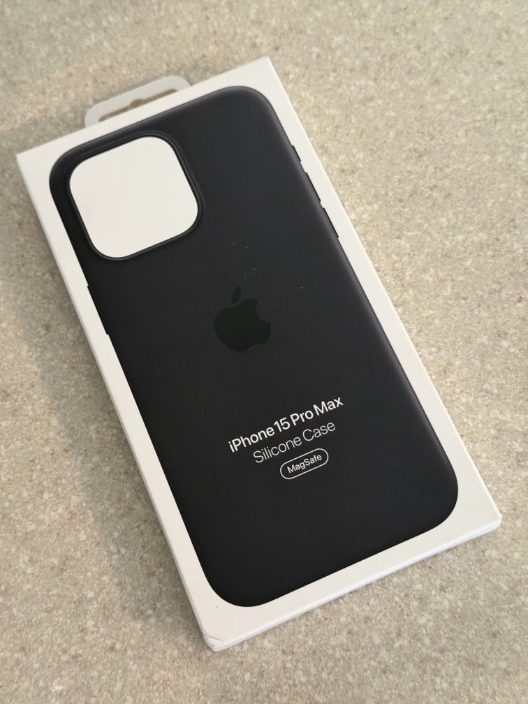 iPhone 15 Pro Max Silicone Case