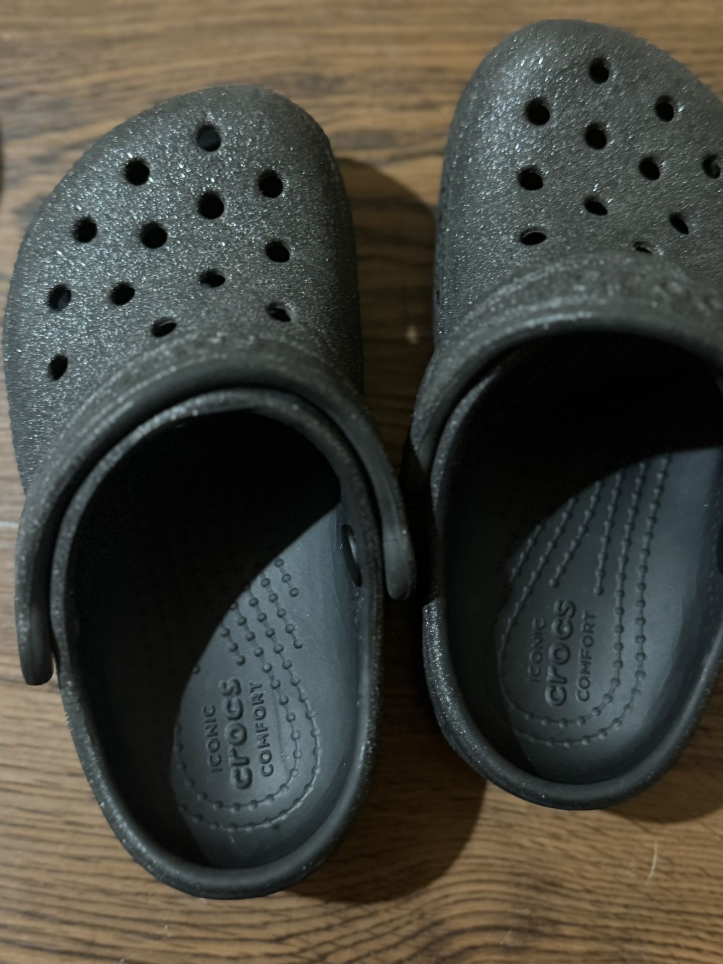 Crocs Size 8c