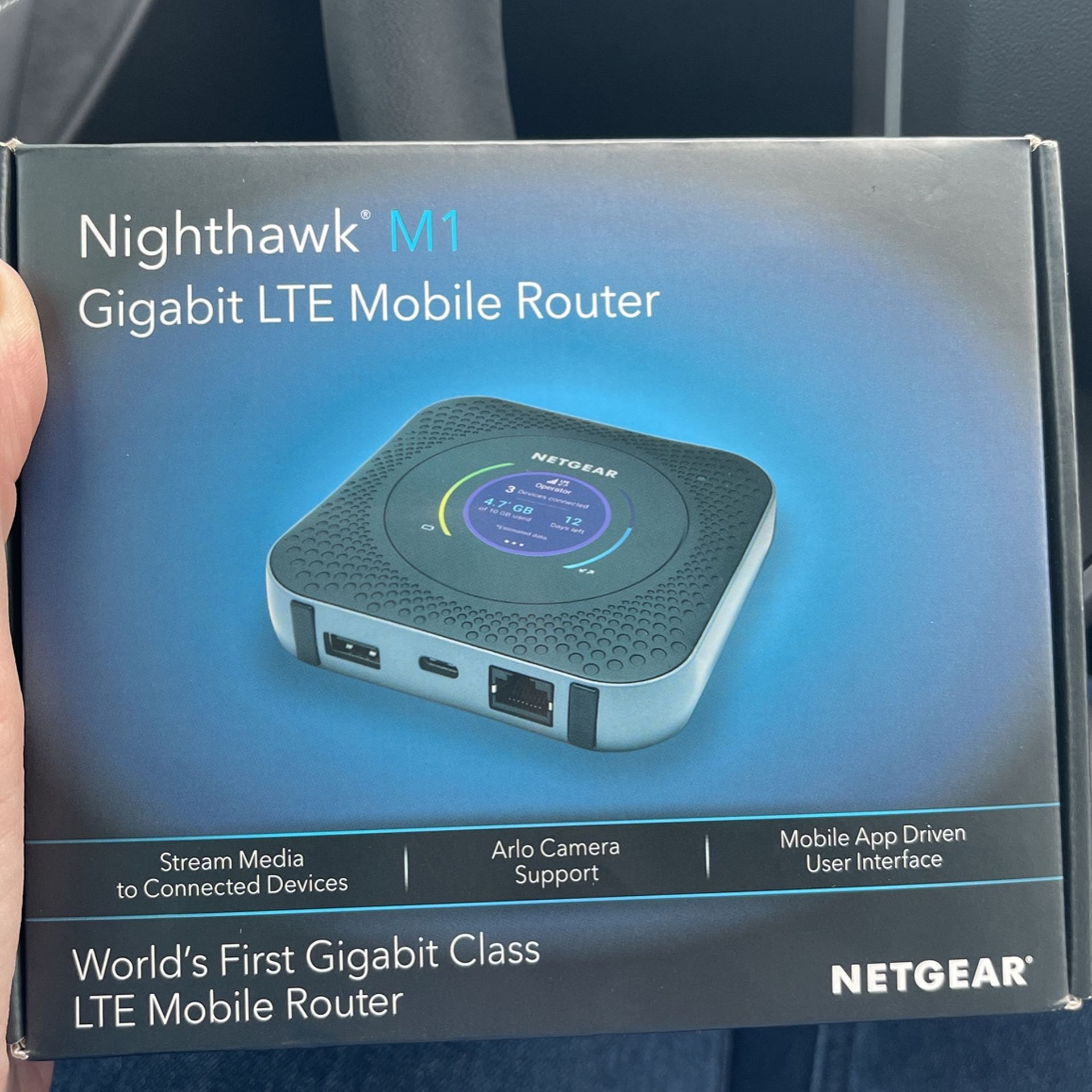 Nighthawk M1 LTE Mobile router