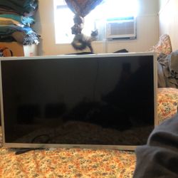32” Tv Not A Smart Tv Regular Tv