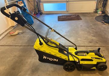 Ryobi 13 in electric lawnmower!