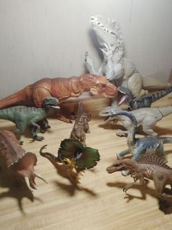ACTION FIGURES DINOSAURS 🦖🦕