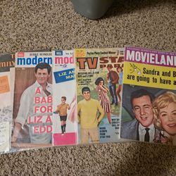 5 Vintage Magazines 