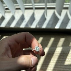 Diamond Engagement Ring Size 6 Green Diamond