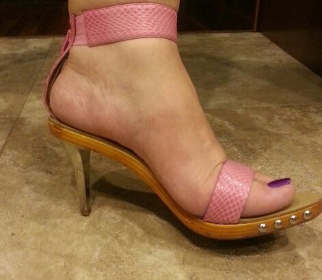 Pink dollhouse sexy high heels