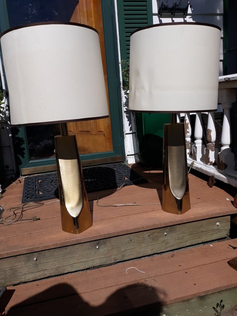 Laurel Lamps Mid Century Modern. "Lipstick" Shaped Retro Vintage Brass Lamps 3ft Tall.
