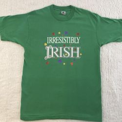 Vintage 90s Irresistibly Irish T-shirt Adult Large - perfect for St Pattys Day