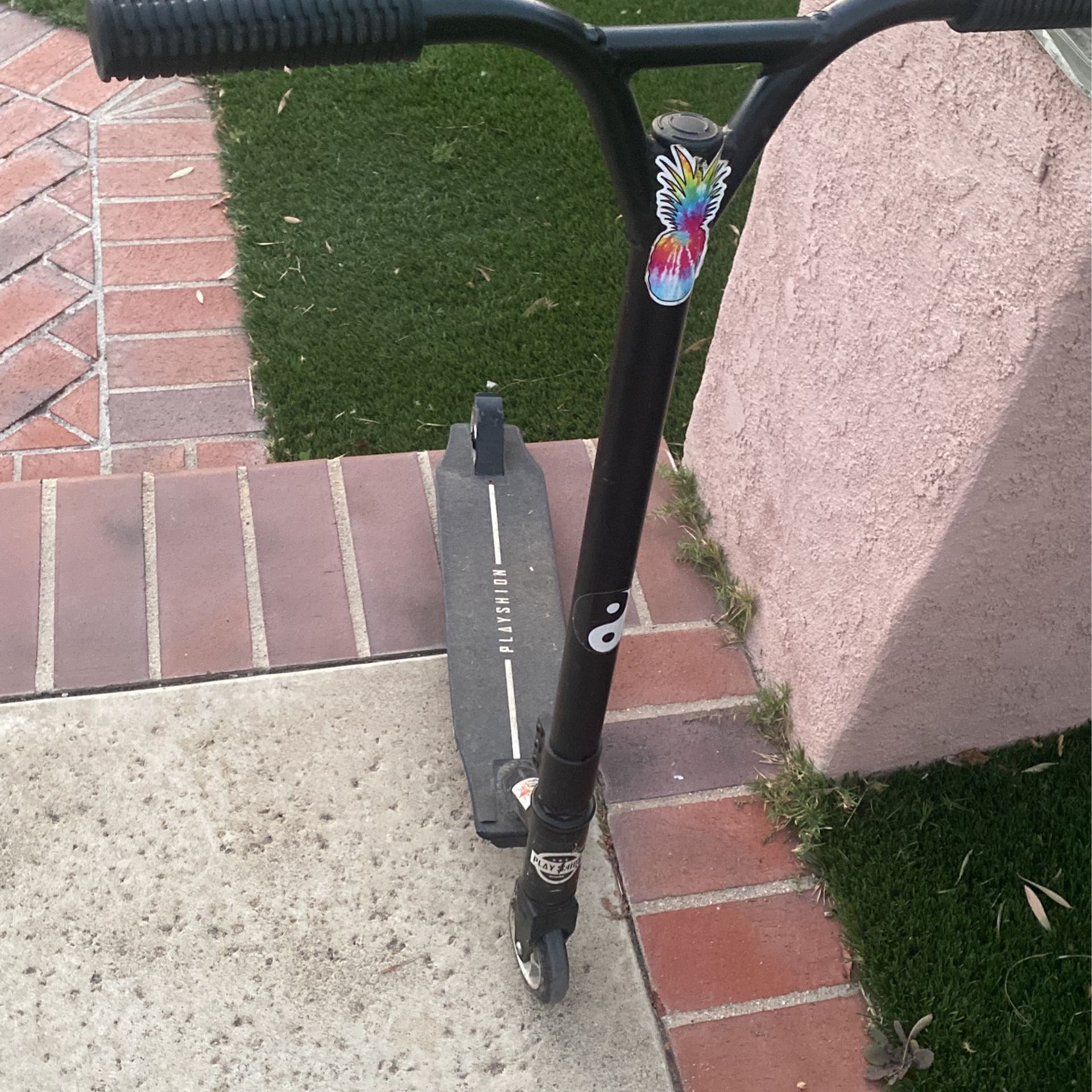 Playshion scooter