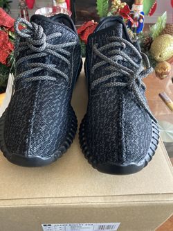     EEZY BOOST 350 'PIRATE BLACK'   Size 9.5
