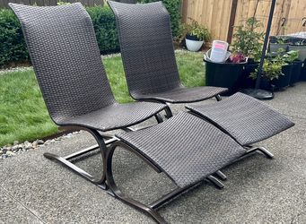 Patio Furniture Chairs w Foot Stools & Table