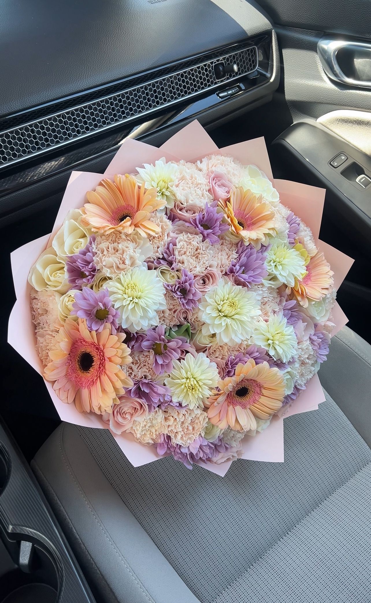 XL Mixed Floral Arrangement