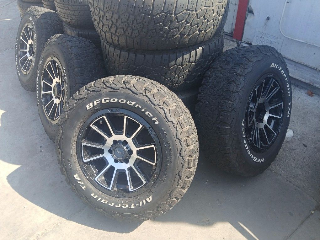 6lug American Racing 6x4.5 Bolt Pattern LT245/75R17 Bfg Ko2 Tires $1800 Value (4)