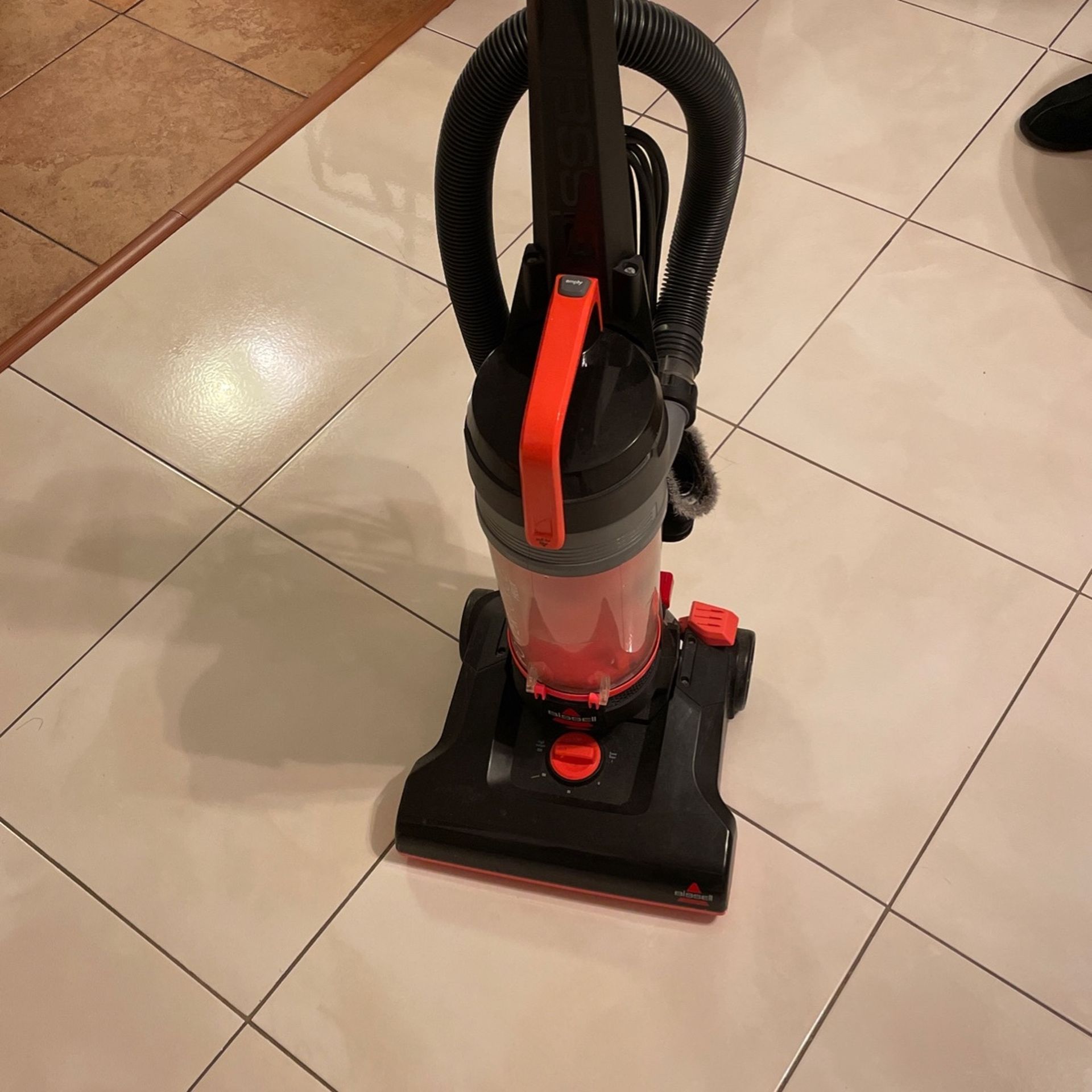 Bisell Vacuum Cleaner Preowned Good Condition
