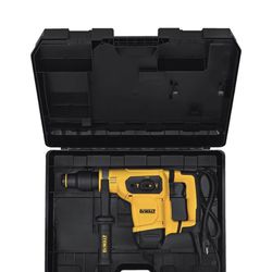 DEWALT 10.5 Amp 1-9/16 in. Corded SDS-MAX Combination Concrete/Masonry Rotary Hammer 