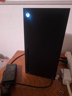 Xbox Series X and Monitor, controller and headset