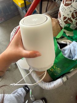 Hatch rest 2nd gen smart sound machine night light