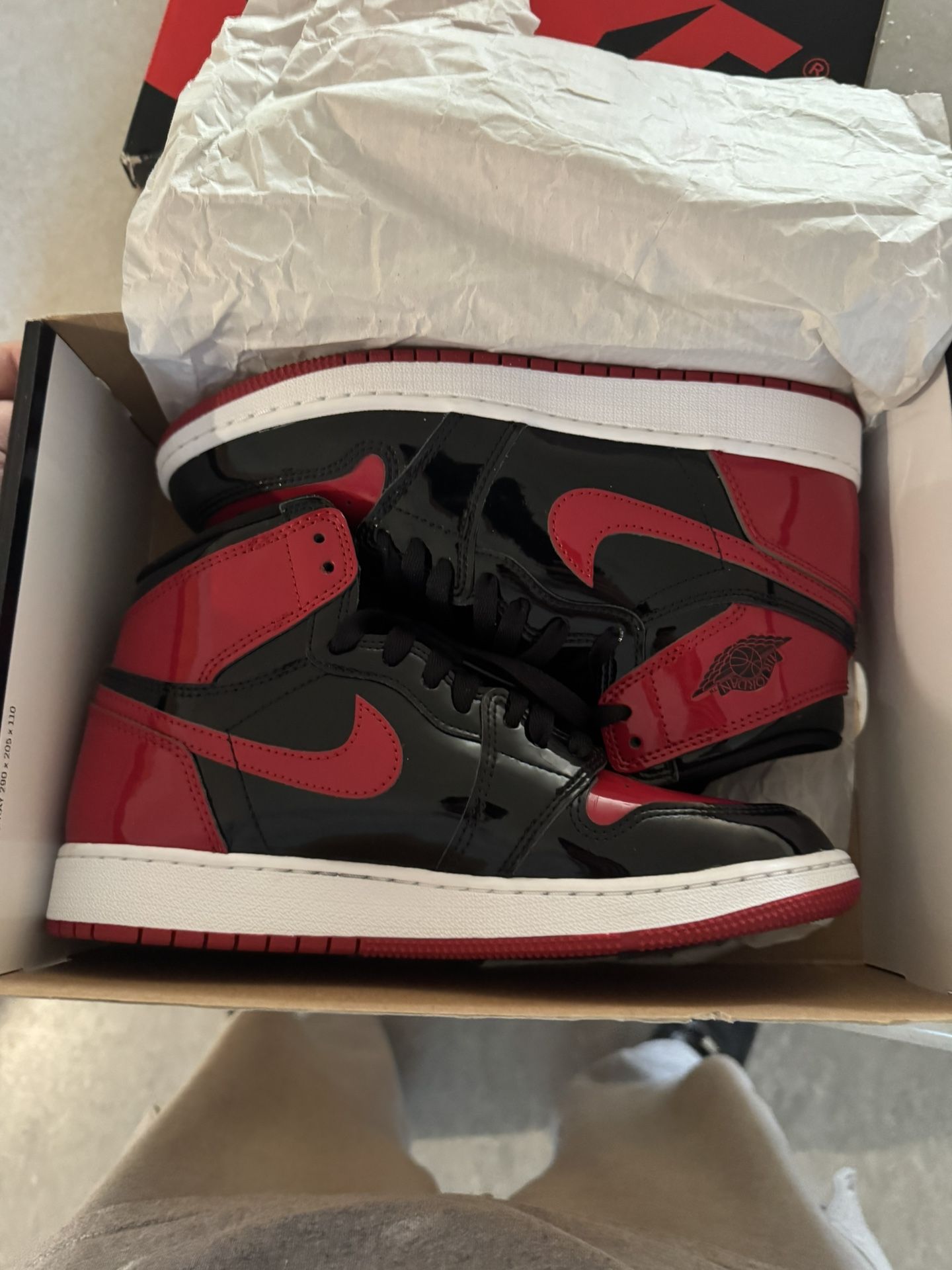 Air Jordan 1 Retro High OG Patent Bred