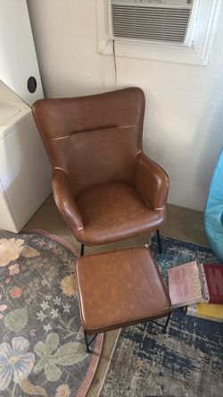 Arm chair