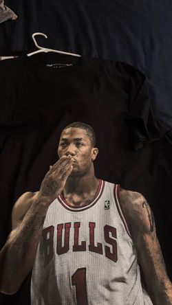 Derrick rose shirt