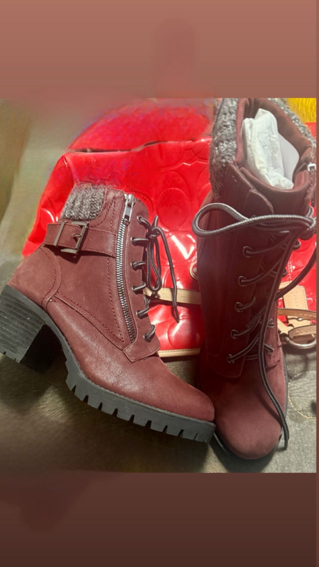 Bootie Size 8.5 In Woman’s