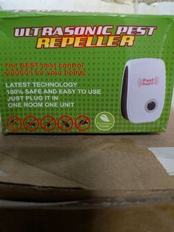 2 ultrasonic pest repeller