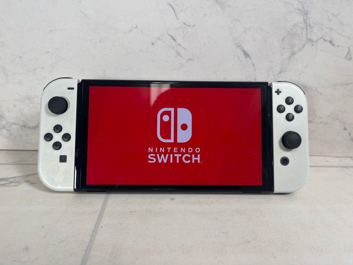 NINTENDO SWITCH OLED HAC-015 (A1G009580)