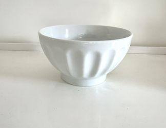 Open Kitchen by Williams Sonoma Faceted Serve Bowl 