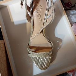 Badgley Mischka Shoes  Size 7.5