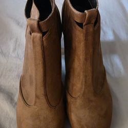 SUEDE ANKLE BOOTS