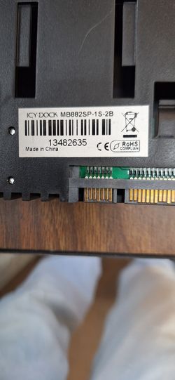 Icy Dock Drive Enclosure Adapter 