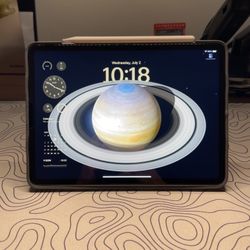 Apple M2 iPad Pro 11 Inch 256 GB + Logitech Keyboard Folio and Apple Pencil