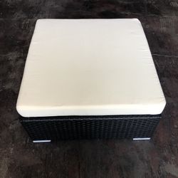 OUTDOOR /INDOOR NEW OTTOMAN PATIO FURNITURE